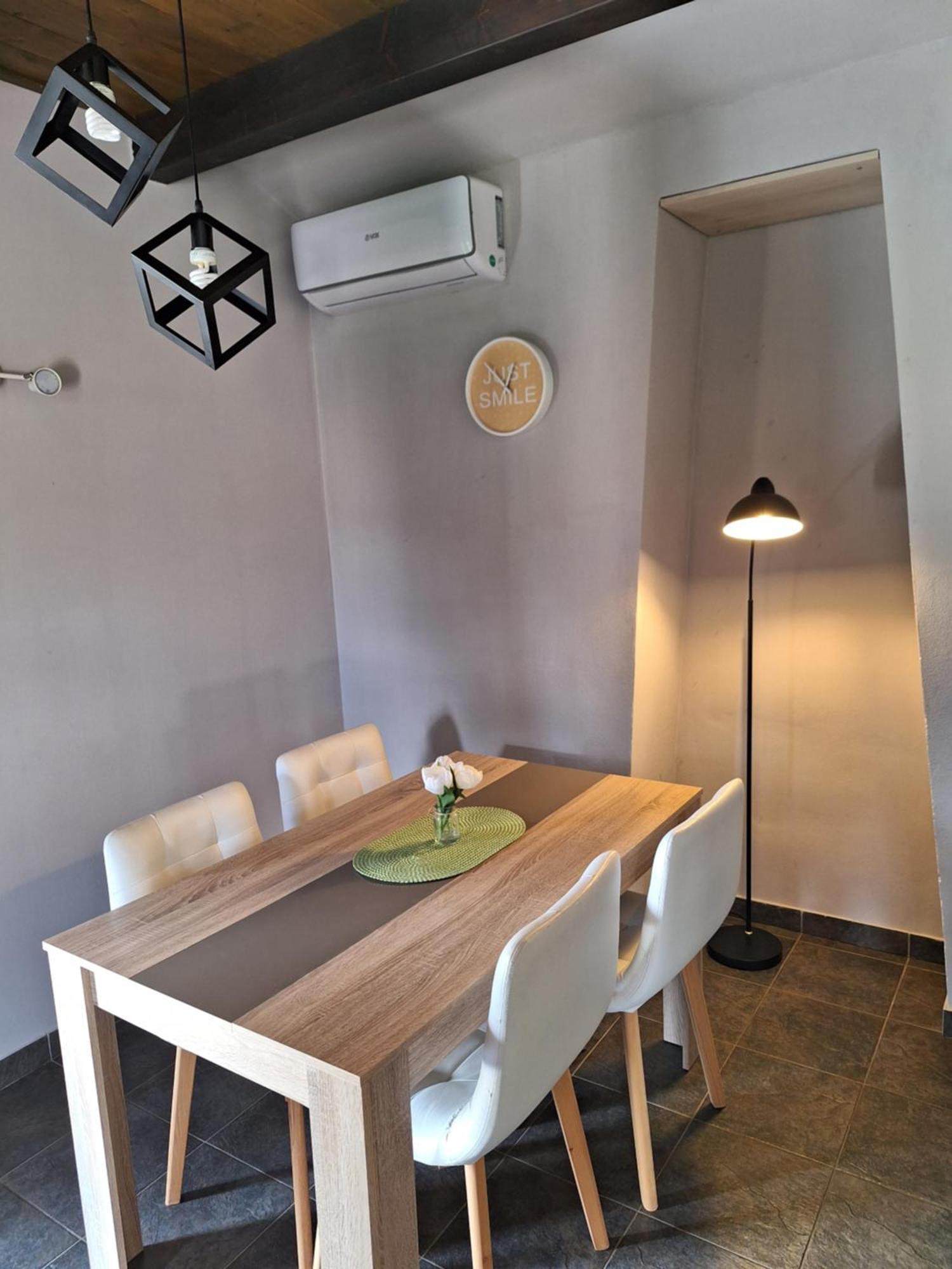 Guest House Flora Pazin Exterior foto
